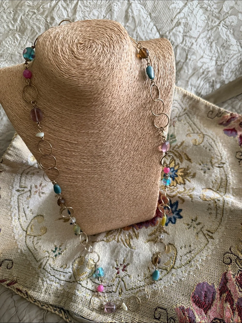 Long lovely light weight necklace many pretty beads and gemstones